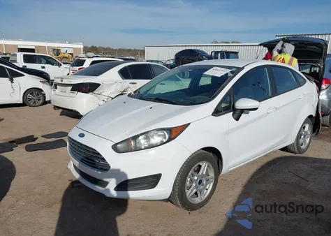 2018 Ford Fiesta Se z USA, uszkodzony, nr VIN 3FADP4BJXJM109953